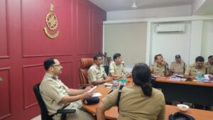 Necessary Instructions : आईजी श्री अनुराग ने ली संभाग स्तरीय अपराध समीक्षा बैठक। पुलिस अधीक्षकों को दिए आवश्यक निर्देश ?