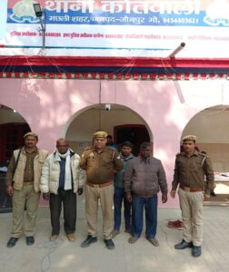 Thana machhali Shahar:?पुलिस द्वारा 03 वारण्टी अभियुक्तों को किया गया गिरफ्तार:?                        