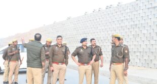 Jaunpur police:टीम के बेहतरीन यातायात प्रबन्धन से तीर्थयात्रियों का मार्ग हुआ सुलभ, सहसों से सम्पर्क मार्गो पर यातायात सुचारु रुप से हो रहा है संचालित