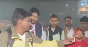 Sahil Rajbhar : कैंसर से हुई थी मां की मौत, अब मां की याद में महाकुंभ में महिलाओं को मुफ्त चाय पिला रहे साहिल राजभर ?