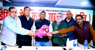 Introductory letter : डिस्ट्रिक्ट प्रेस क्लब के पदाधिकारियों व सदस्यों को प्रदान किए परिचय पत्र ?