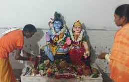 Statue installation : शिव मंदिर में हुई शिव की परिवार की मुर्ति स्थापना ?