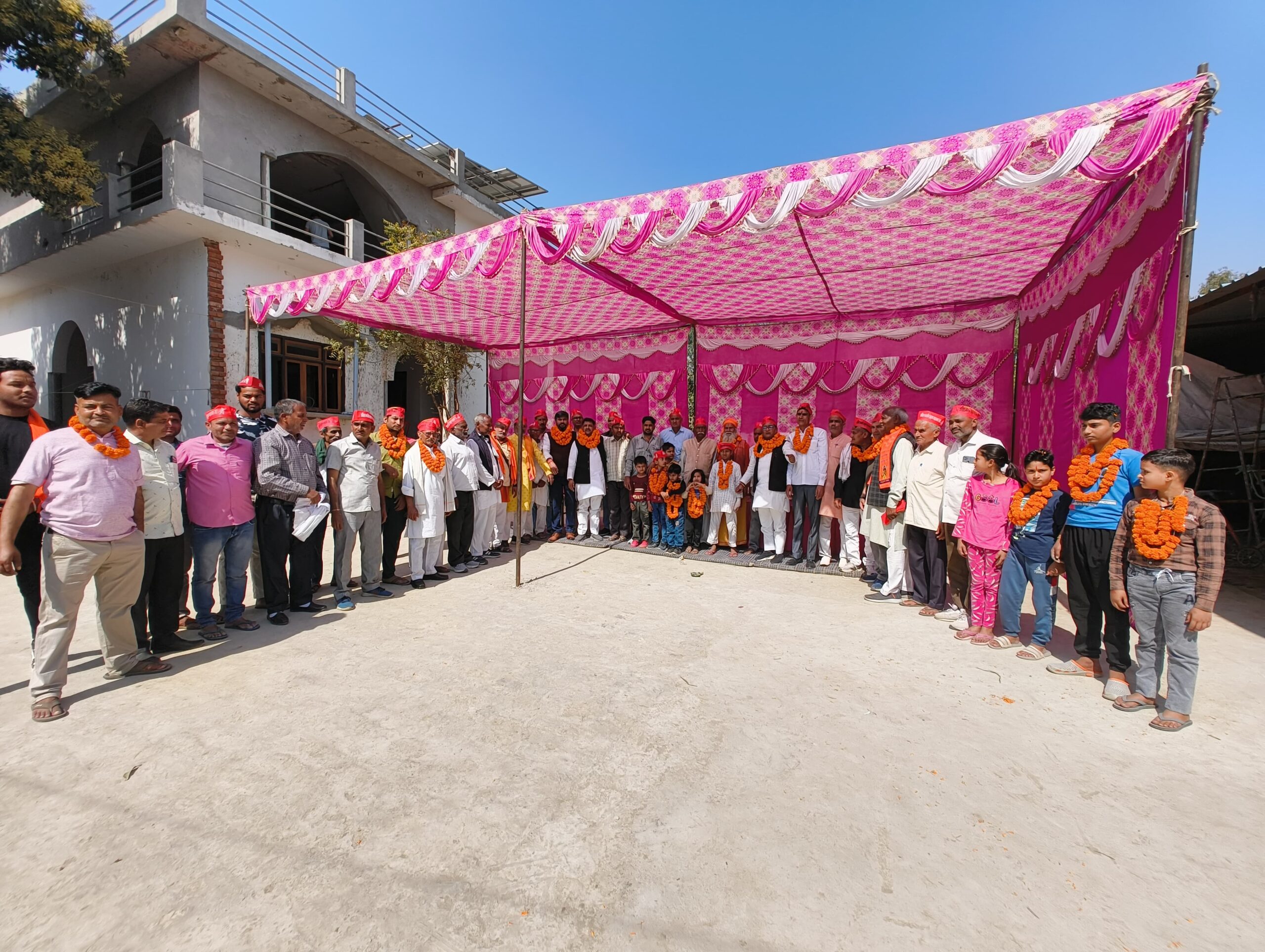 Holi Get Together : अखिल भारतीय ब्राह्मण महा सभा ने मनाया बहादुरगढ़ में होली मिलन समारोह ?