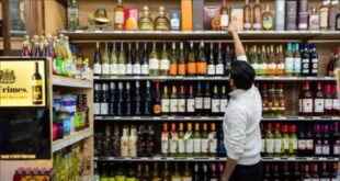 25 crore liquor : होली पर लोग गटक गए 25 करोड़ की शराब ?