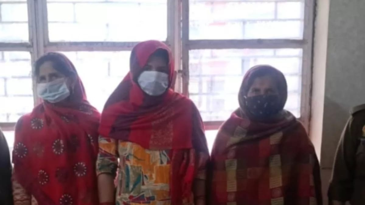 Three women arrested : एटीएम से पांच करोड़ से अधिक धनराशि निकालने के मामले में तीन महिलाएं गिरफ्तार ?