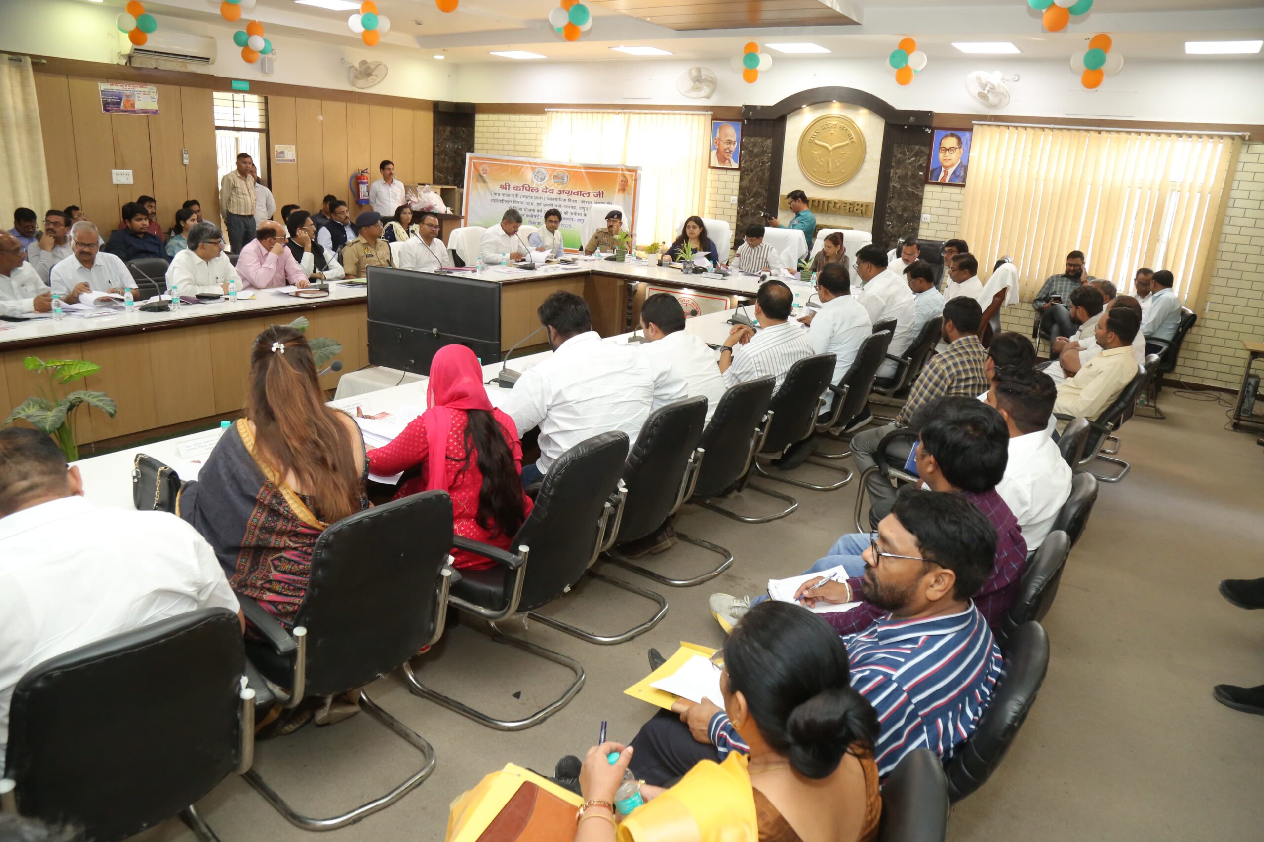 Successful implementation : अधिकारी शासन द्वारा संचालित योजनाओं का सफल क्रियान्वयन ?