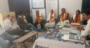 Last working day : मोतीलाल नेहरू इण्टर कालेज जमुनीपुर प्रयागराज से सेवानिवृत होने वाले चार अध्यापकों का आज अंतिम कार्य दिवस ?
