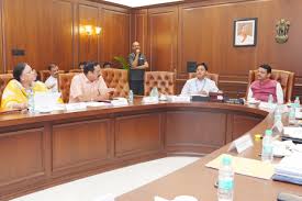 Instructions to complete : महापारेषणची प्रलंबित कामे तातडीने पूर्ण करण्याचे निर्देश ?