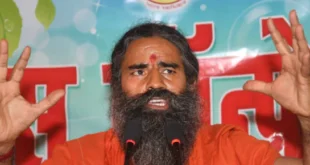 Controversy arose : सोशल मीडिया पर योग गुरु रामदेव का एक वीडियो वायरल हो रहा जिससे विवाद खड़ा हो गया ?
