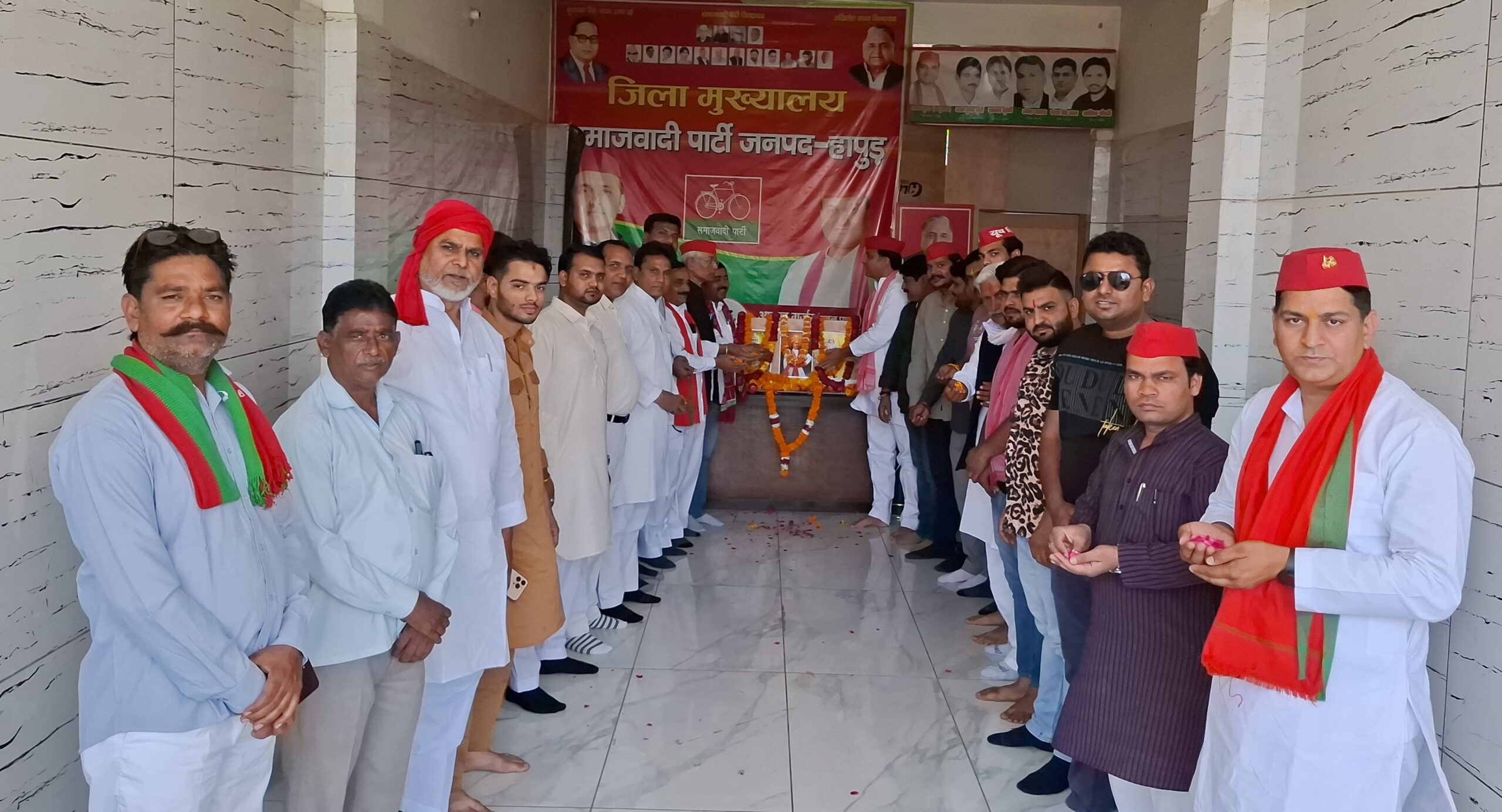 Anniversary program organized : जिला अध्यक्ष की अध्यक्षता में महापुरुषों की जयंती का कार्यक्रम आयोजित किया ?