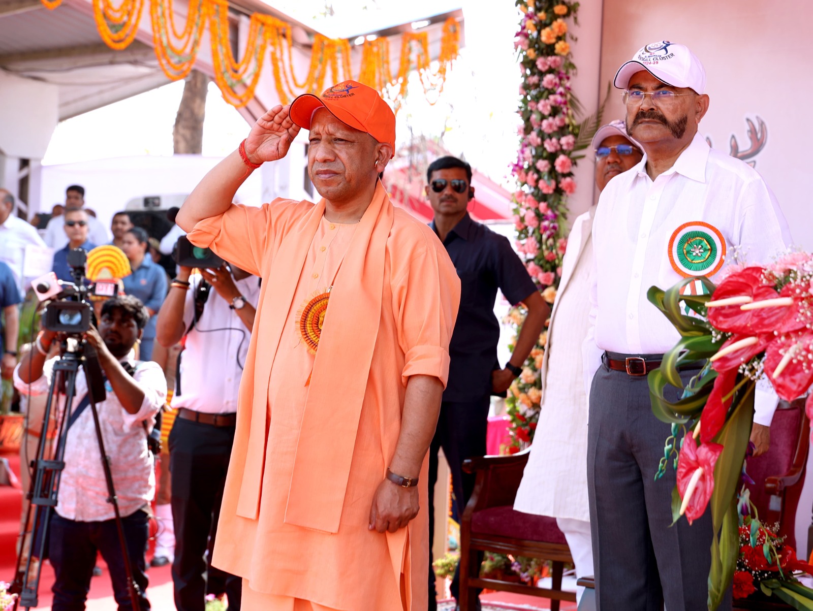 Inaugurated and laid the foundation stone : मुख्यमंत्री ने मदन मोहन मालवीय प्रौद्योगिकी विश्वविद्यालय गोरखपुर की विकास परियोजनाओं का लोकार्पण एवं शिलान्यास किया ?