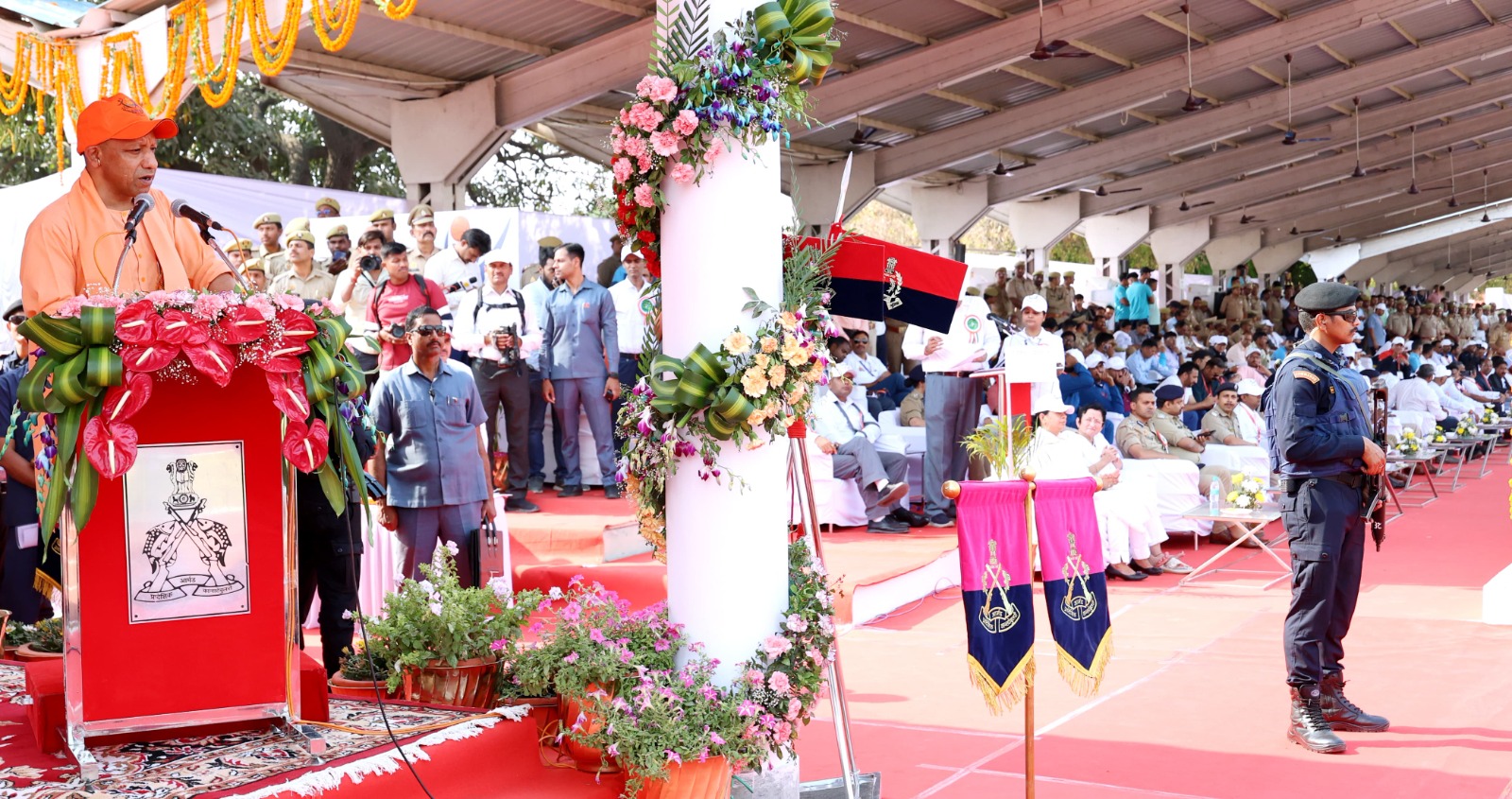 Inaugurated and laid the foundation stone : मुख्यमंत्री ने मदन मोहन मालवीय प्रौद्योगिकी विश्वविद्यालय गोरखपुर की विकास परियोजनाओं का लोकार्पण एवं शिलान्यास किया ?