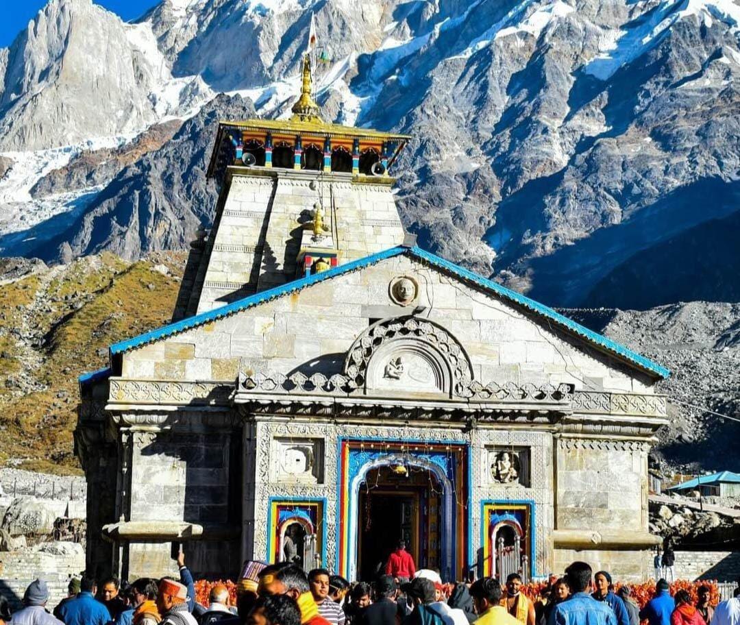 Full at the start : केदारनाथ हेली सेवा टिकटों की बुकिंग पहले दिन की शुरुआत में ही 5 घंटे के भीतर फुल ?