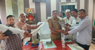 Grand welcome : नवनियुक्त कोतवाल धर्मेंद्र सिंह का किया भव्य अभिनंदन ?