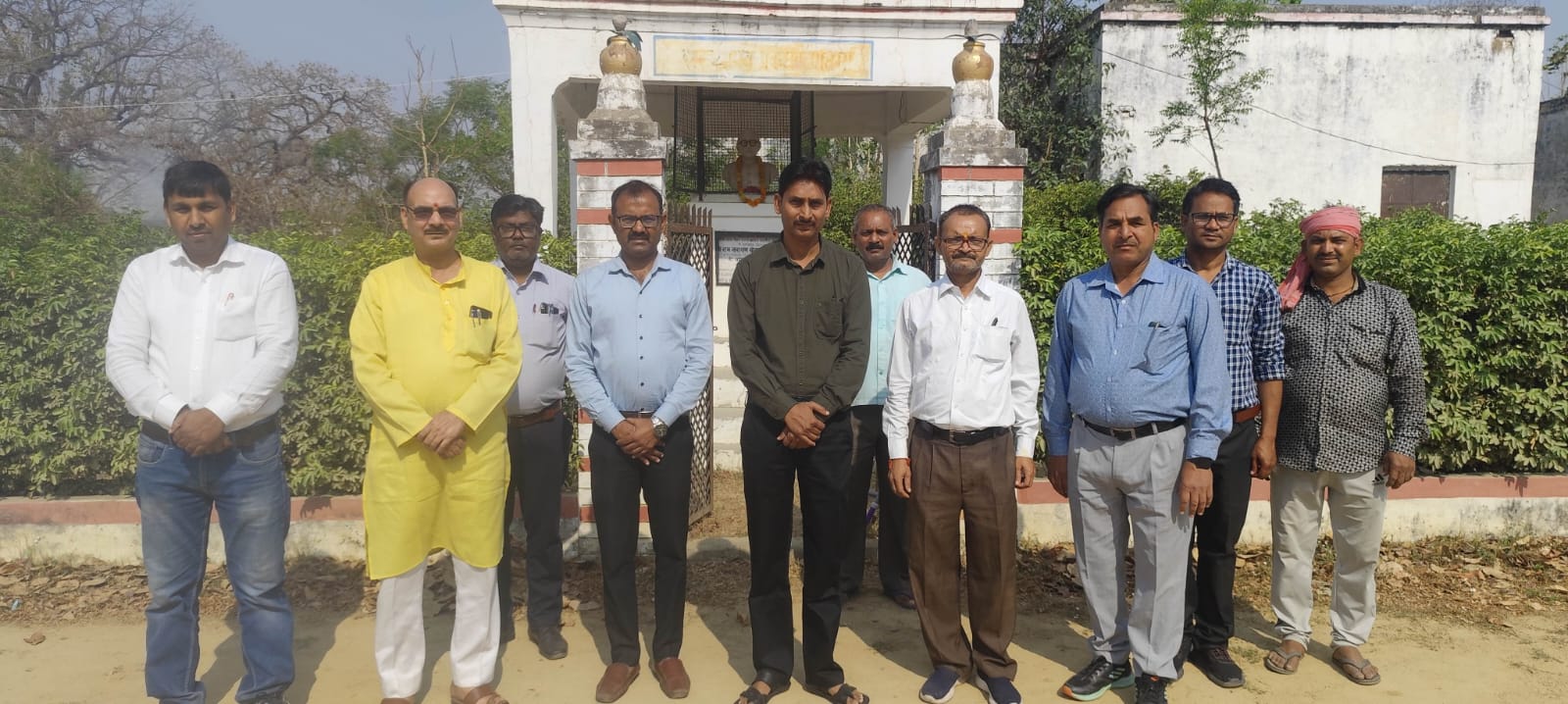 celebrated with joy : मोतीलाल नेहरू इंटर कॉलेज जमुनीपुर प्रयागराज में डॉक्टर भीमराव अंबेडकर की 134वीं जयंती बड़े हर्षोल्लास के साथ मनाई ?