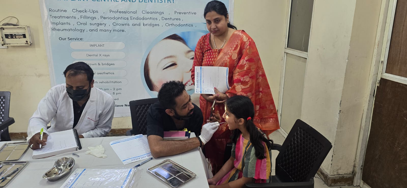 Organising a camp : गुलमोहर एन्क्लेव में निशुल्क दंत चिकित्सा कैम्प का आयोजन ?