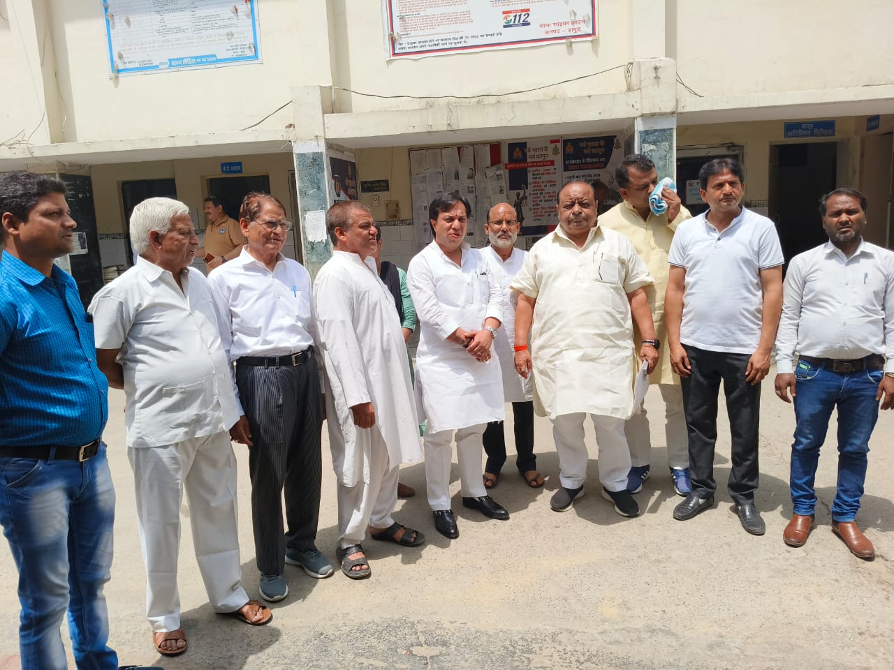 Lodged complaint : राहुल गांधी का पुतला फूंकने के विरोध में कांग्रेसियों ने थाना कोतवाली में दर्ज कराई शिकायत ?