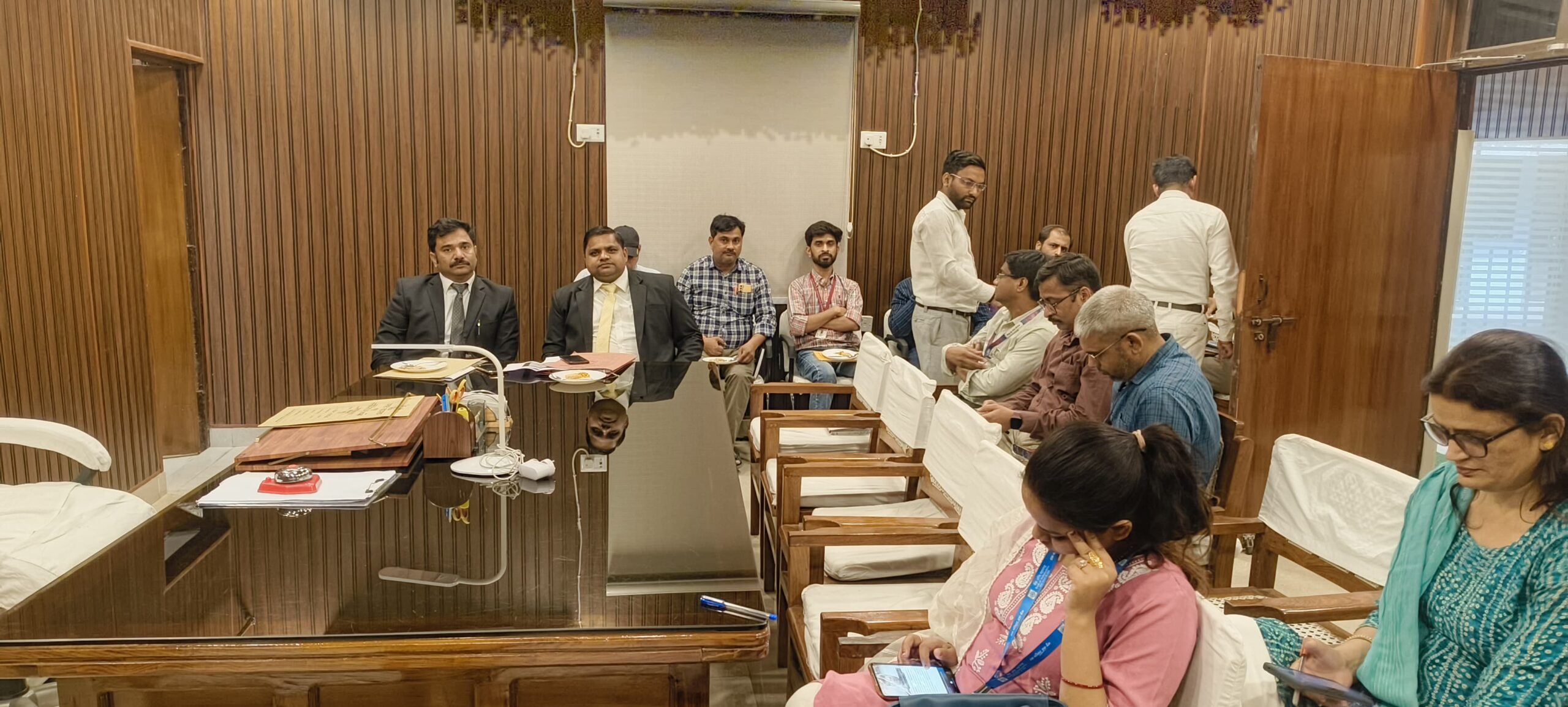 Review meeting : राष्ट्रीय लोक अदालत दिनांक 10.05.2025 को सफल बनाये जाने हेतु बैंक अधिकारयों के साथ समीक्षा बैठक ?