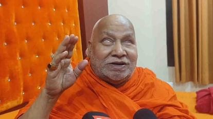 Surgical strike : पहलगाम आतंकी हमले पर गरजे रामभद्राचार्य कहा- सीधा उत्तर सर्जिकल स्ट्राइक ?