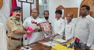 courtesy call : कांग्रेस जिलाध्यक्ष राकेश त्यागी ने SP से की शिष्टाचार मुलाक़ात ?