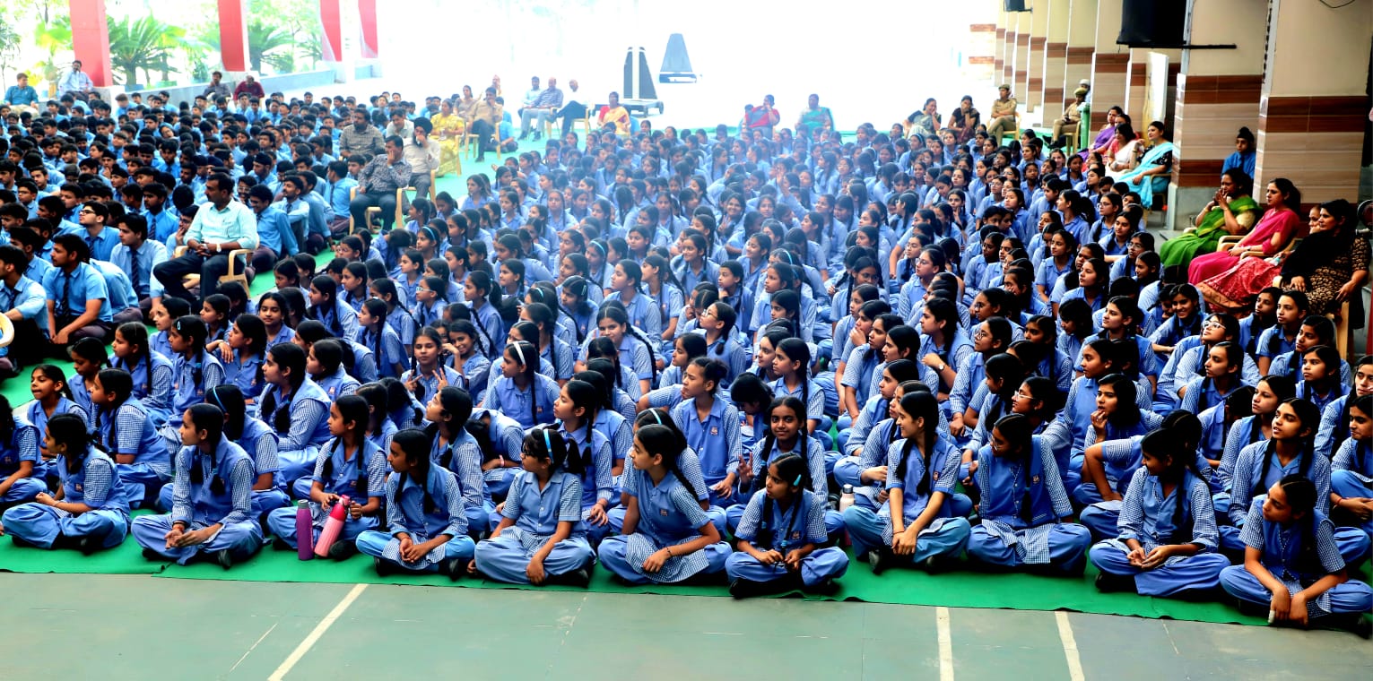 Made aware : सेंट मैरी एकेडमी में बेटी बचाओ बेटी पढ़ाओ अभियान में छात्र-छात्राओं को किया जागरूक ?