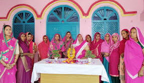 Gulabi Gang Democratic paid tribute : स्वराज्य की नींव रखने वाले वीर छत्रपति शिवाजी महाराज की पुण्यतिथि पर गुलाबी गैंग लोकतांत्रिक ने दी श्रद्धांजलि ?