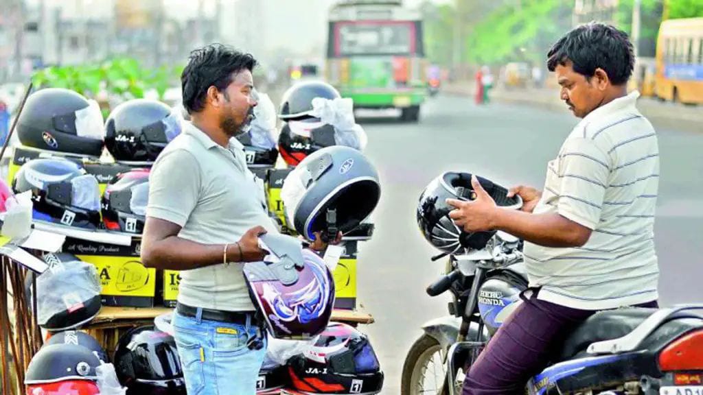 FIR with challan : नकली हेलमेट पहनने पर चालान के साथ FIR भी होगी ?