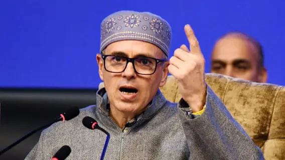 Pakistan should lay down arms : मुख्यमंत्री उमर अब्दुल्ला ने दी नसीहत कहा पाकिस्तान हथियार डाल दे ?