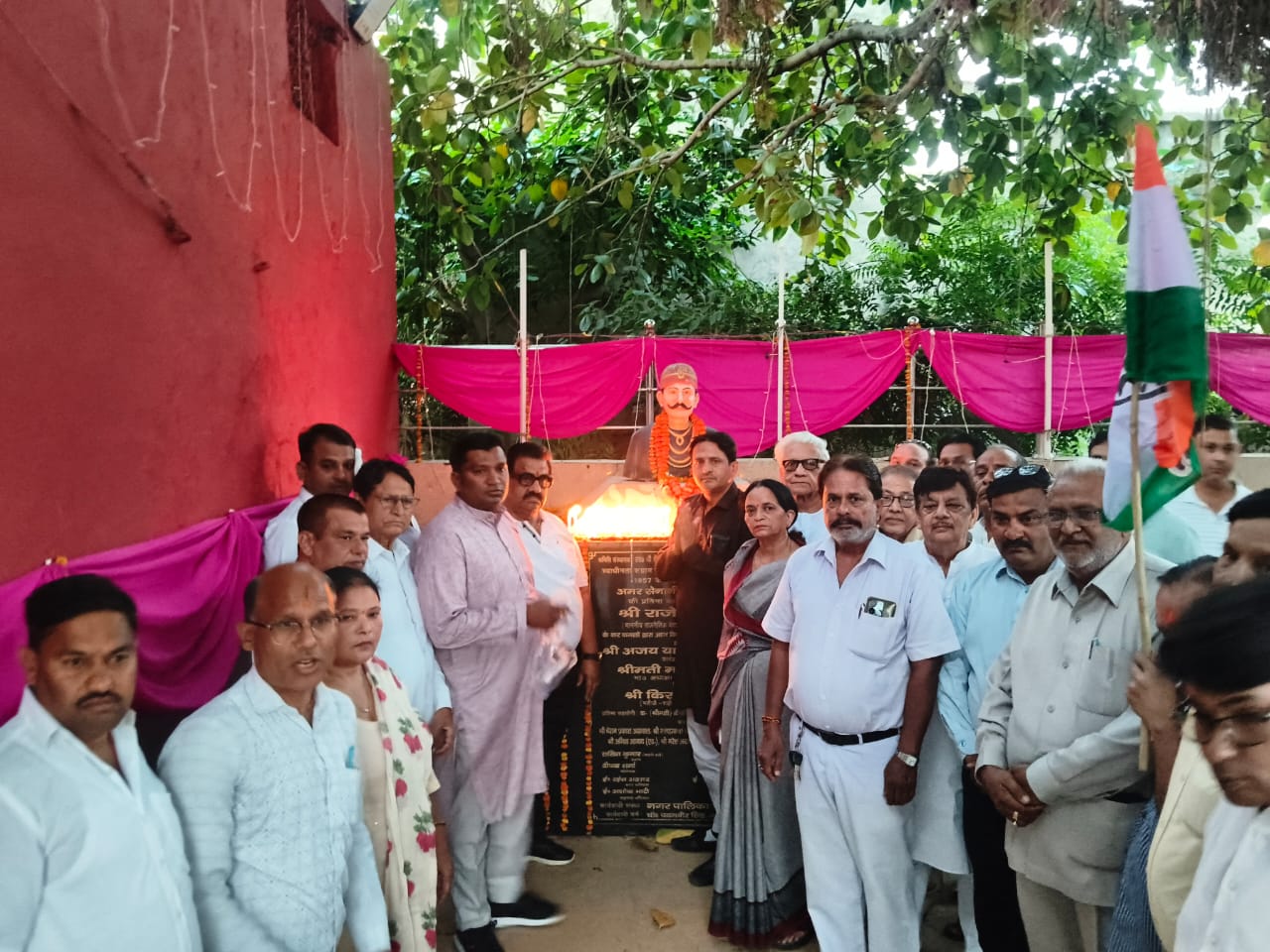 Tribute events : कांग्रेस कमेटी के संयुक्त रूप से श्रद्धांजलि सभा का कार्यक्रम आयोजित किया ?