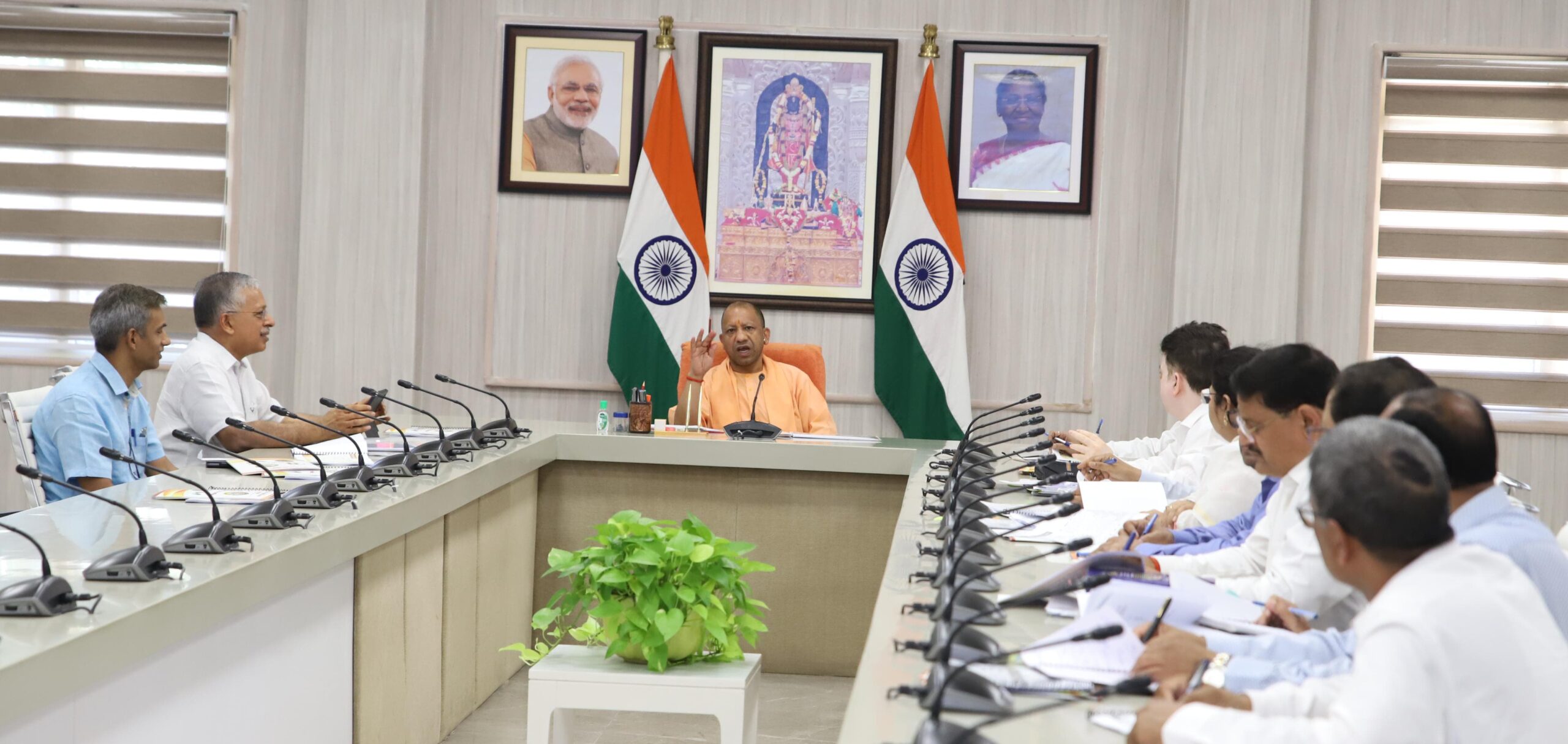 Strict action instructions : खाद्य पदार्थों में मिलावट और नकली दवाओं के कारोबार में संलिप्त अपराधियों के खिलाफ मुख्यमंत्री ने दिए सख्त कार्रवाई के निर्देश ?