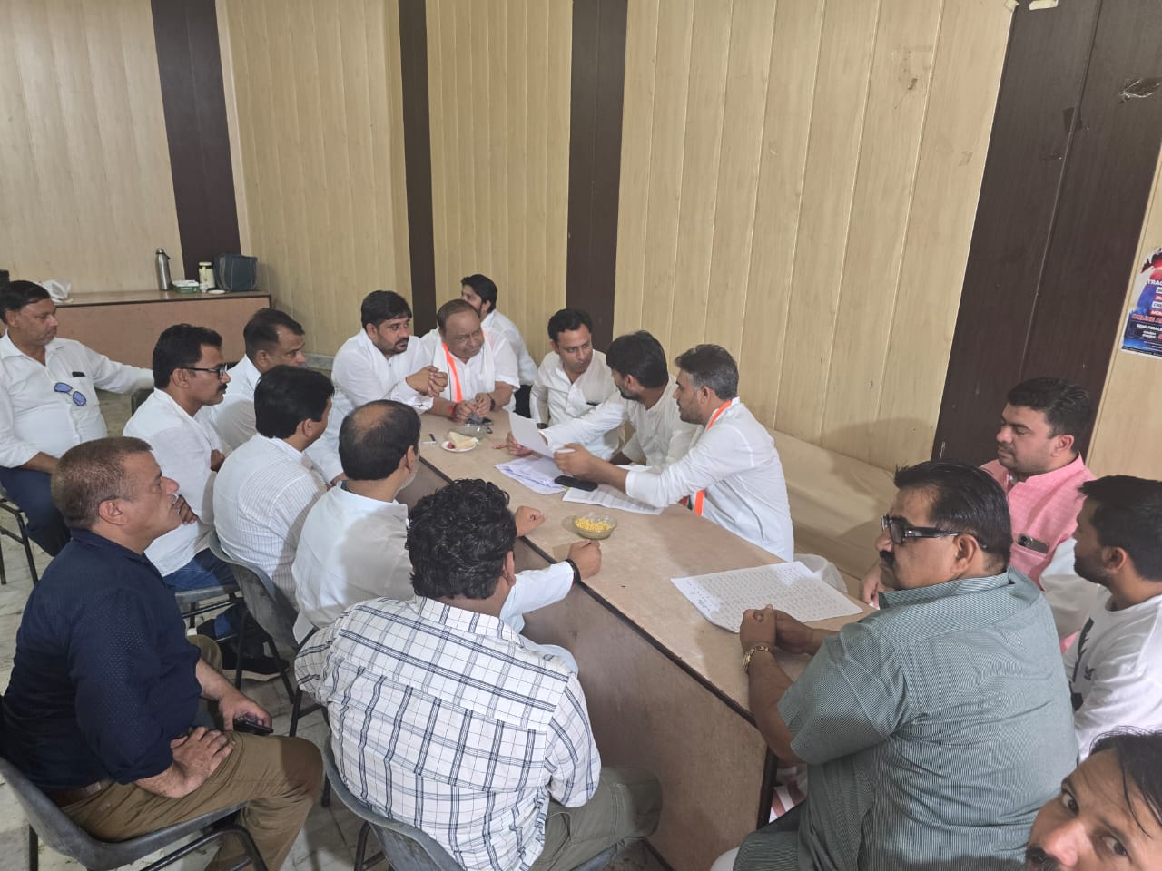 Joined in Meerut : संगठन सृजन बैठक में कांग्रेस जिलाध्यक्ष हुए मेरठ में शामिल ?