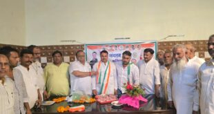 Congress membership : समाजवादी पार्टी छोड़कर फुरकान कुरैशी ने ली कांग्रेस की सदस्यता ?