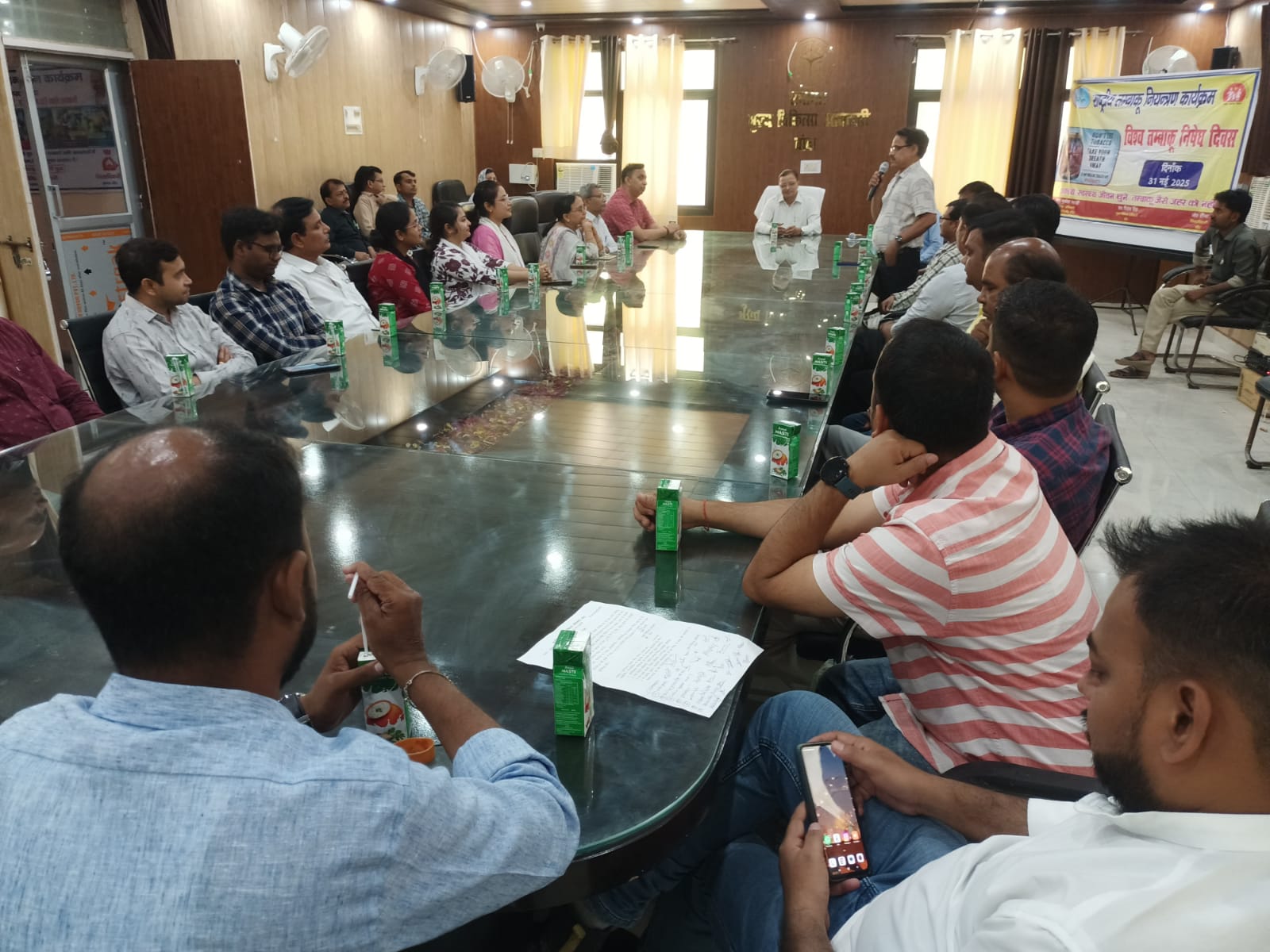 Public health problem : तम्बाकू का हर वर्ग में बढ़ता हुआ उपयोग एक महत्वपूर्ण जन स्वास्थ्य समस्या बन गया ?