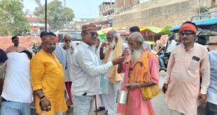 Syrup feeding : जिलाध्यक्ष बुद्धविलाश शुक्ला की अध्यक्षता में श्रद्धालुओं और राहगीरों को शरबत पिलाने का कार्य किया ?