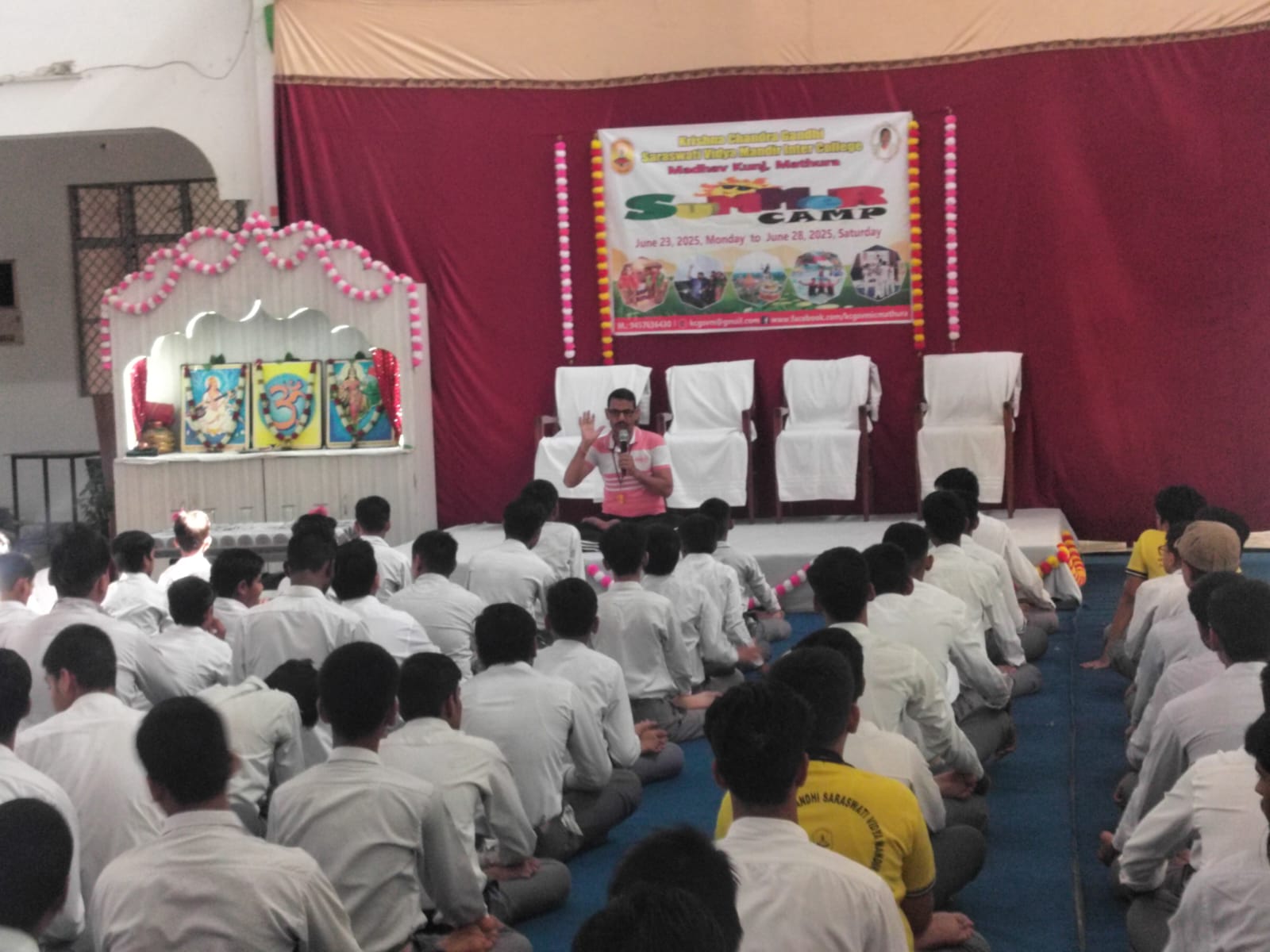 camp begins : कृष्णचन्द्र गान्धी सरस्वती विद्या मन्दिर इण्टर कॉलेज में साप्ताहिक ग्रीष्मकालीन शिविर का शुभारम्भ ?