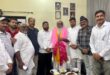 Awarded : कल्कि धाम के पीठाधीश्वर आचार्य प्रमोद कृष्णम को प्रतीक चिन्ह भेंट कर सम्मानित किया ?