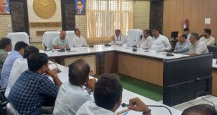 The district officer reviewed : विद्युत विभाग के कार्यों प्रस्तावों की जिला अधिकारी ने की समीक्षा ?