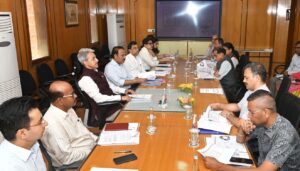 Sudhansh Pant : प्रतिबंधित प्लास्टिक उत्पादों के निर्माण, भंडारण और विक्रय पर उठाएं ठोस कदम : सुधांश पंत ?