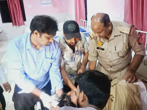 Sub Inspector Died In Road Accident: रात में गश्त से लौटते समय सांड से टकराई बाइक, लखनऊ में इलाज के दौरान मौत