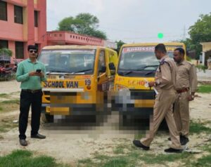 yatayat police vah:सम्भागीय परिवहन विभाग जौनपुर की संयुक्त टीम द्वारा यातायत नियमो का पालन न करने वालो के विरुद्ध प्रवर्तन की करवाई