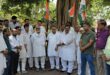 Congress in opposition : उत्तर प्रदेश में भाजपा सरकार द्वारा 5 हजार प्राइमरी और जूनियर विद्यालयों को मर्ज करने के विरोध में कांग्रेस ?