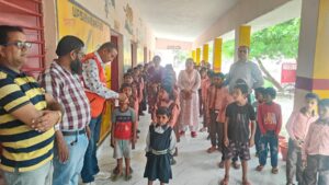 Awareness on cleanliness : बरसाती रोगों से बचाव हेतु 154 बच्चों को होम्योपैथिक दवा वितरित, स्वच्छता पर जागरूकता ?