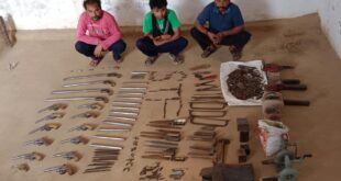 Busted, three arrested : ब्रेकिंग न्यूज़  STF की बड़ी कार्रवाई: अलीगढ़ में अवैध हथियार फैक्ट्री का भंडाफोड़, तीन गिरफ्तार ?