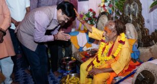 Prayer for the welfare of the people : राज्यमंत्री नरेंद्र शिवाजी पटेल ने गुरुओं से लिया आशीर्वाद, जनकल्याण हेतु की प्रार्थना ?