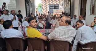 Meeting at Doymi : कांग्रेस का "संगठन सृजन अभियान" जोरो पर, कांग्रेस जिलाध्यक्ष राकेश त्यागी ने की ग्राम अनुकूर डिबई, सिखेड़ा और दोयमी में बैठक ?