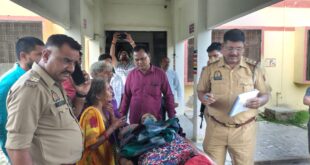 There was mourning in the village : उन्नाव में शराबी पति ने पत्नी की गला रेतकर हत्या की, गांव में मातम पसरा ?