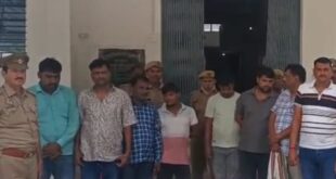 Gambling Police : बसपा नेता के घर में चल रहा था जुआ पुलिस ने छापा मार कर 9 जुआरी को किया गिरफ्तार ?