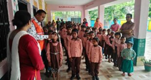 Grand campaign : बरसात में बीमारियों से बचाव हेतु त्रिलोकीपुर में चला होमियोपैथिक औषधि वितरण महाअभियान ?