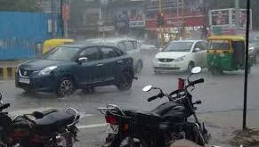 Heavy rain likely : पूर्वांचल में 24 घंटे के अंदर सक्रिय हो जाएगा मानसून, बनारस में तेज आंधी के साथ भारी बारिश के आसार ?
