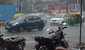 Heavy rain likely : पूर्वांचल में 24 घंटे के अंदर सक्रिय हो जाएगा मानसून, बनारस में तेज आंधी के साथ भारी बारिश के आसार ? 